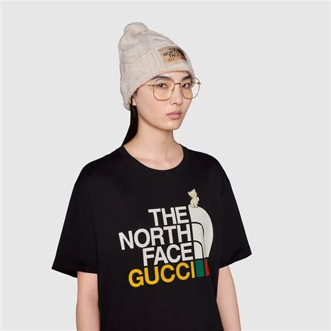 camiseta the north face gucci